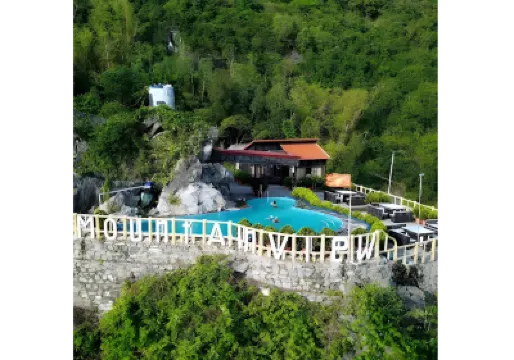 Cat Ba Mountain View Hotels near Fighting Cock Islet