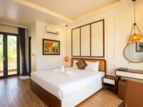 DOAN GIA RESORT PHONG NHA Hotels in Son Trach