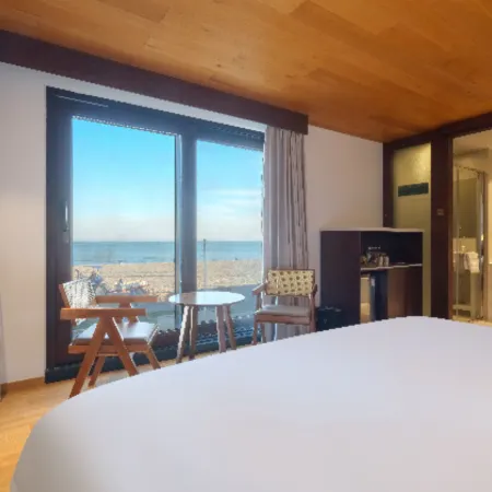 Seaside Homestay
