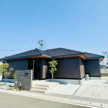 Akikawa Miyoshi 1