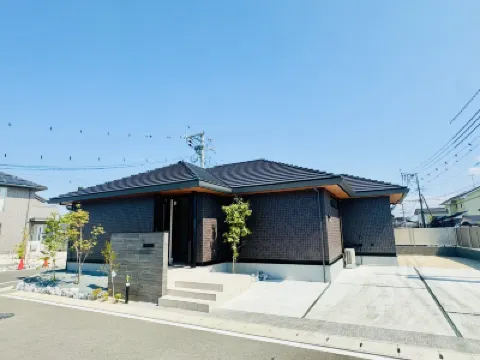 Akikawa Miyoshi 1  otelleri