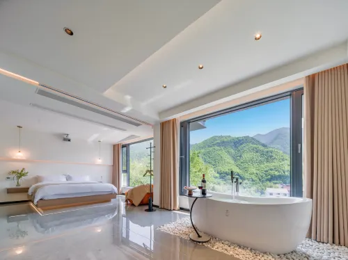 Tonglu Shuli · TREE VILLA · Mountain View Resort Homestay - Swimmingpools