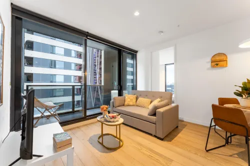 Prime CBD Living  Modern 1BR Steps from Everything