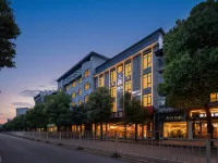 Daxin Hotel Hotels in Longshan