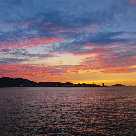 Yujianhai Terrace Seaview Homestay (Lighthouse Museum)