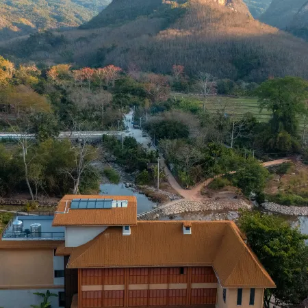 Changjiang Lihuaniang Homestay