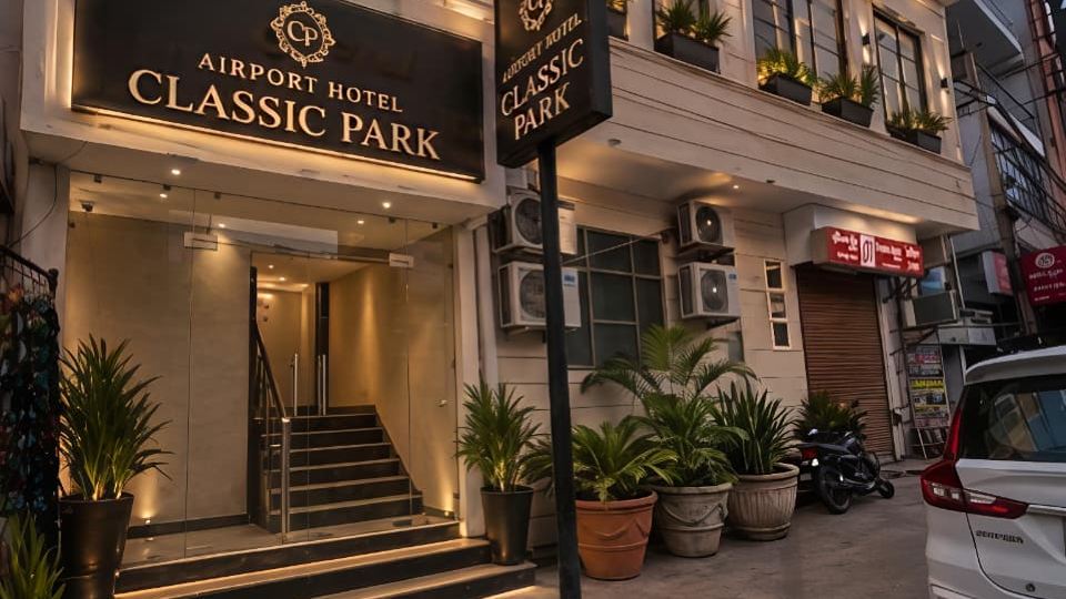 Airport Hotel Classic Park