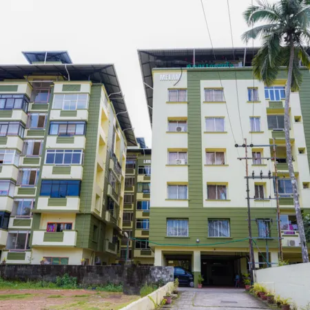 2 BHK Furnished Flat - 200 m to Guruvayur Temple - For FAMILIES ONLY