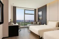Atour Hotel (Hefei West Railway Station West Square)