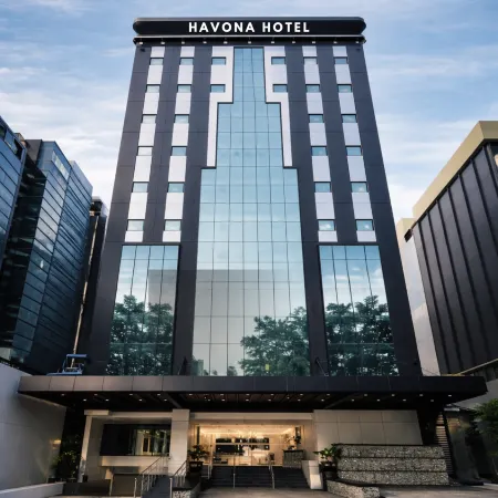 Havona Hotel @ Meldrum CIQ - Self Check-In Отели рядом с достопримечательностью «Таможенный комплекс Султана Искандара»