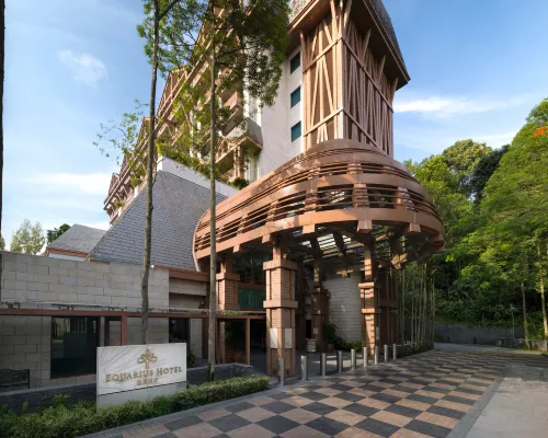 Resorts World Sentosa - Equarius Hotel Hotels near Wave House Sentosa