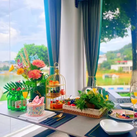 Dongjiang Lake Yiduoyun Hotel