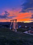 Linpan · Cloud | Yunbian Mountain Lodge (Habahe Tierenketi) - Airport Shuttle
