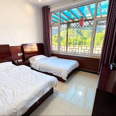 Duolun County Shanshui Renjia Homestay