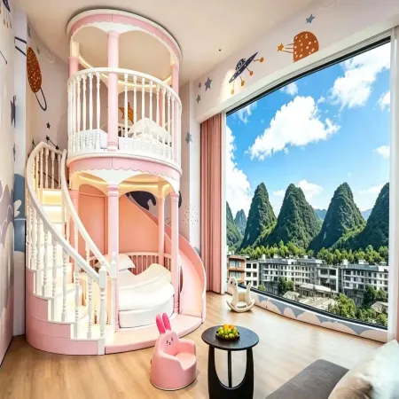 Sweetheart Family Resort Hotel (Yangshuo West Street Shili Gallery)