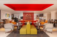 Oakwood Studios Sukhumvit Bangkok - 5-Star