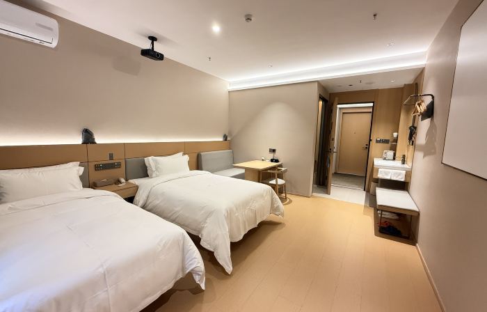 Wenhuaying Hotel (Hubei Polytechnic Institute)