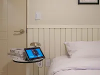 WAYHOME Hotels near Mario Outlet