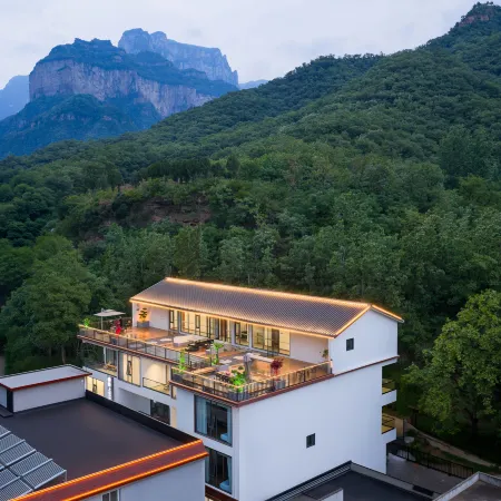 Moshang Homestay (Xinxiang Huixian Baligou Scenic Area)