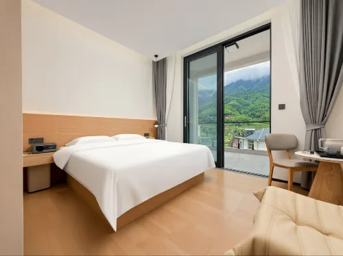 Wugongshan Tule Homestay - New
