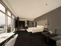 Qingdao Golden Beach Petroleum University Subway Station Atour Hotel - 4 stjerner