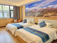 Qianyue Gangting Homestay - Wifi