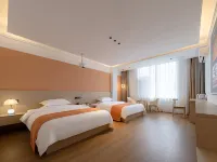 Qujing Chengmin Hotel Hotele w: Qujing