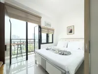 GemstoneBR in Harbour Park Residences - Balcony