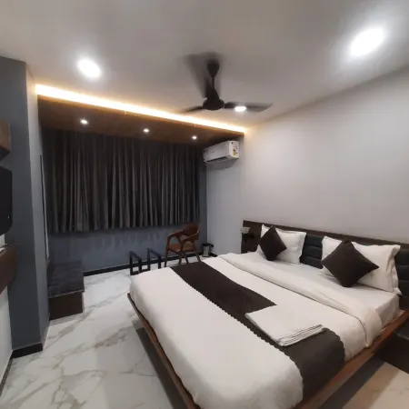 Hotel Royal  Plaza