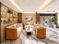 Four Seasons Cloud Hotel - 3-Star