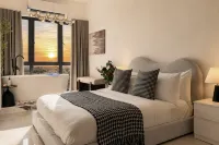 Core Soho Suite | Bathtub + Netflix | Near KLIA - جاكوزي
