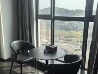 鑫頤居行政公寓（蘿崗寶能演藝中心店） 鄰近昌平的酒店