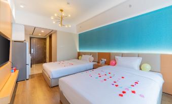 Emo Home Selected Service Apartment