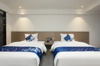Ast Meitu Hotel (Longlin Wealth Plaza Changda Department Store) Hotels in Longlin