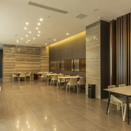 Junhao Yashen Hotel
