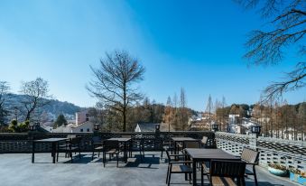 Jiuhuashan Guanshanyunju Homestay (Baisui Palace Branch)