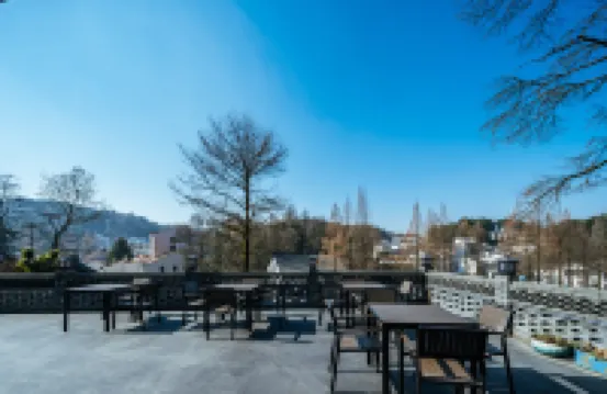 Jiuhuashan Guanshanyunju Homestay (Baisui Palace Branch)