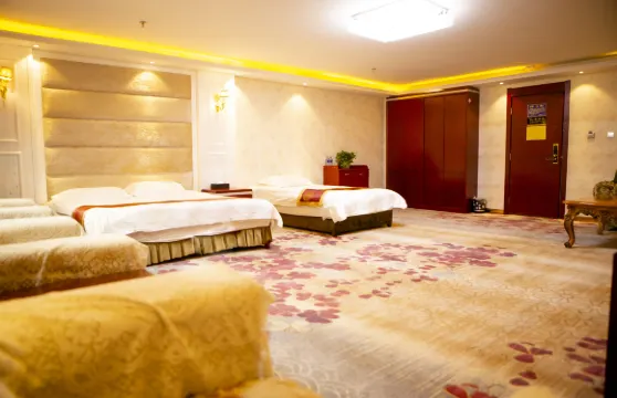 貴德半島假日酒店