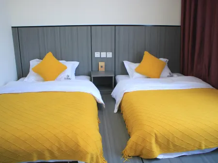 Lijiang Yunbowan Hotel (Sanyi International Airport) Отели рядом с Аэропорт Лицзян