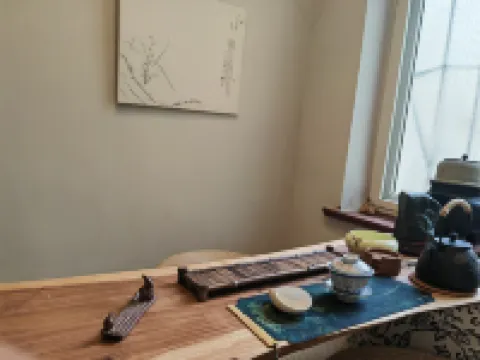 Qingdao 960 Youth Hostel Badaguan Sketching Base