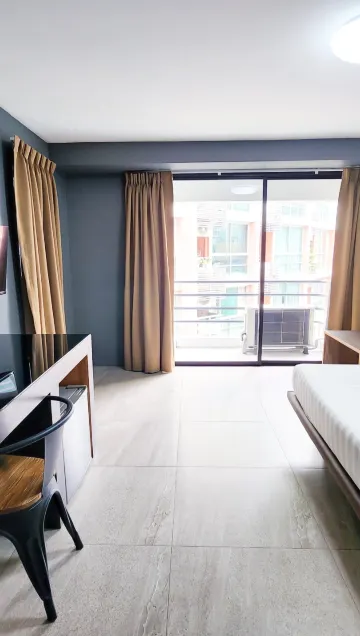 ห้องซูพีเรียร์ เตียงใหญ่ 1 เตียง