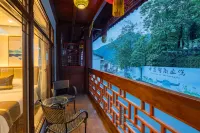 Xiya Hotel Hotel di Shennongjia