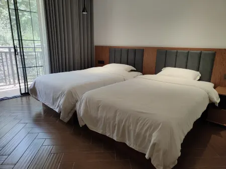 Jiujiu Wine Farm Banquet