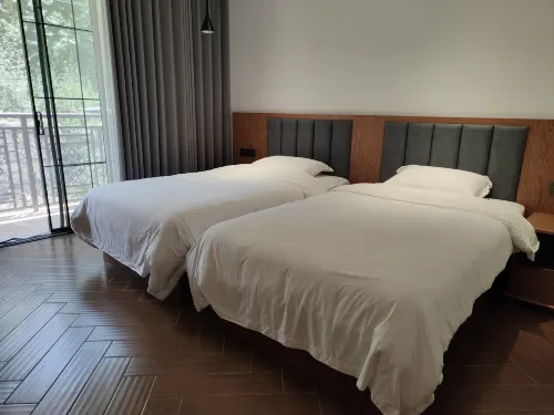 Jiujiu Wine Farm Banquet