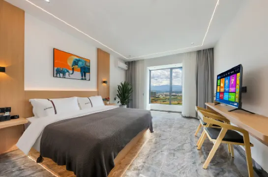 西雙版納景洪逸格智能酒店（曼聽公園店）