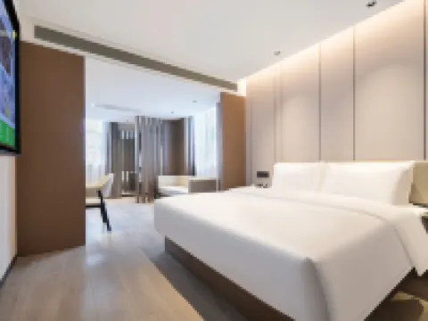 Ibis Styles Hotel Zhuhai Gongbei Port Fuhuali Hotels near Tongxin Park