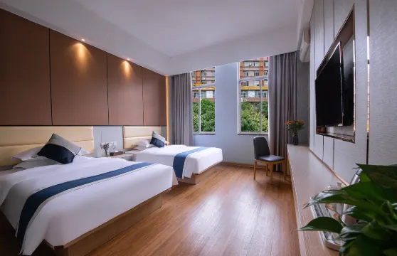 精通酒店（欽州火車東站白海豚廣場店）