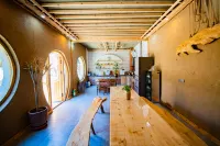 Tex Rongshe Courtyard Inn
