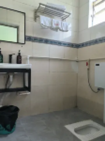 Hua Ning Hotel (Wuyue Plaza)