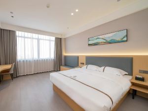 Baiquan Hotel (Wuhan East and West Lake Huaxulang Industrial Park)